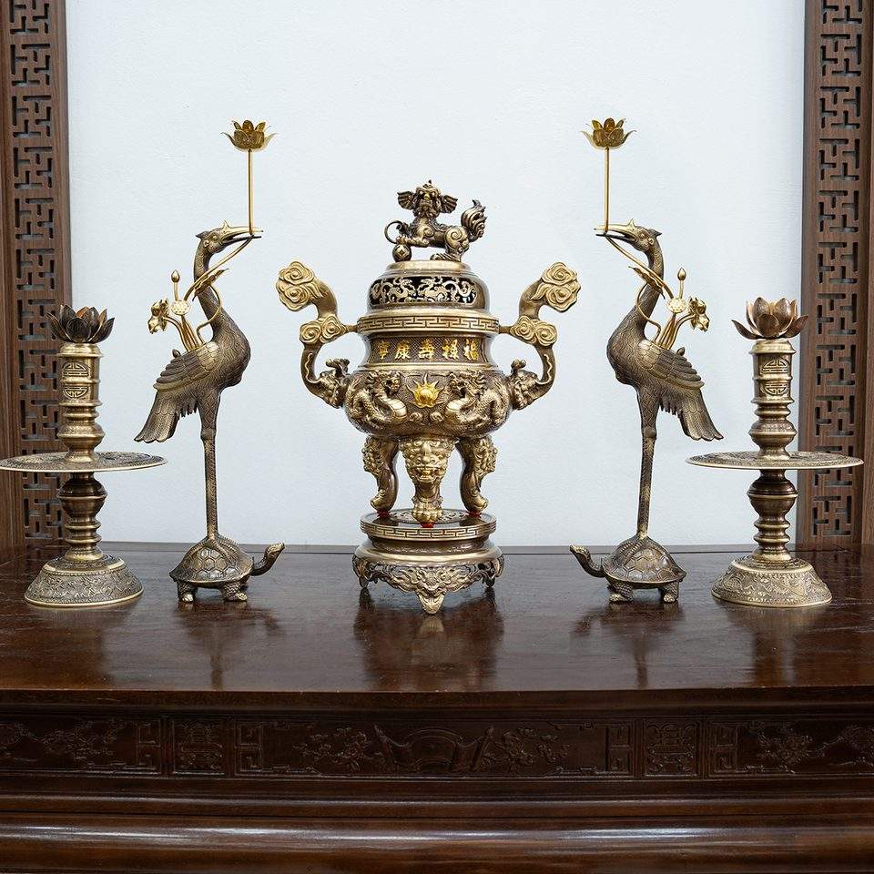 Bronze altar set with partial gold gilding on the censer body and crane heads