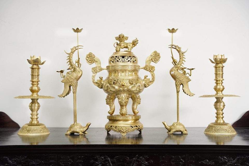 Song Long censer set in raw brass, unpatinated