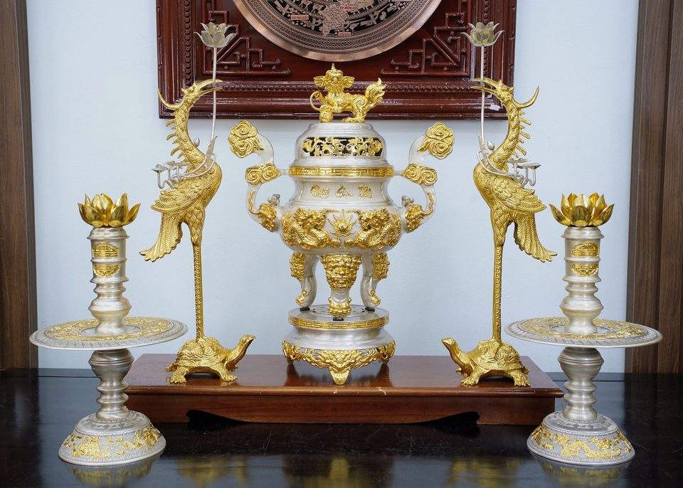 Phung Gia Tien set, silver plated with gold gilded detail